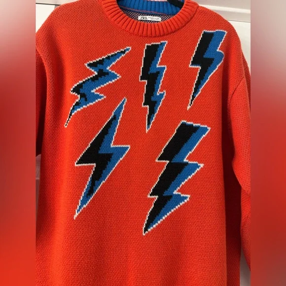 ⚡️ ZARA Red Lightning Bolt Graphic Knit Sweater M - Picture 6 of 8